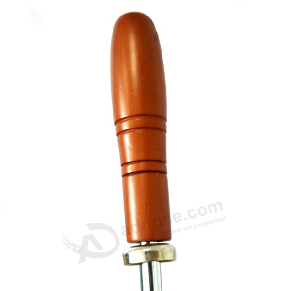 straight wooden handle in coffee color