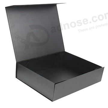 Magnetic Closure Gift Box Open