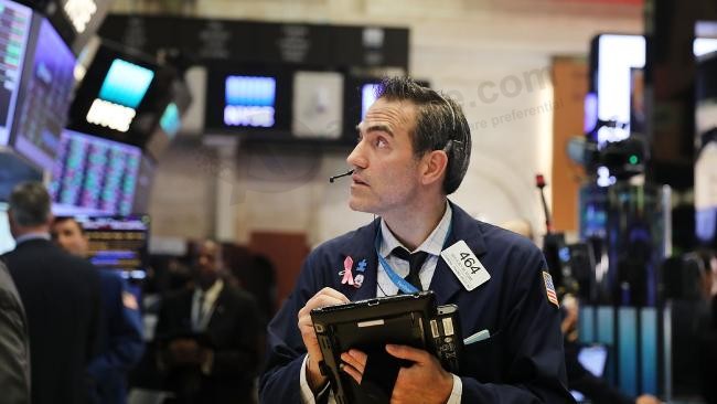 Australian market set to open flat