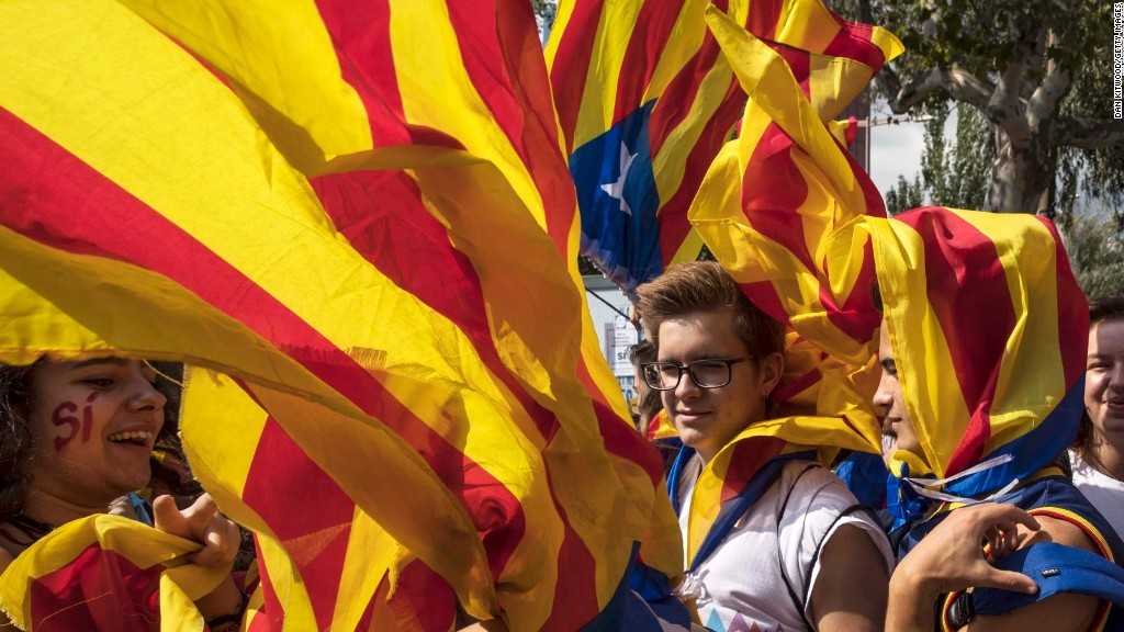 These banks and businesses are leaving Catalonia