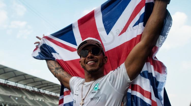 Lewis Hamilton Keen To Finish F1 Season With A Bang