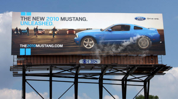 ford-mustang_burnout