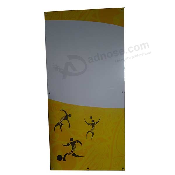 Easy hanging banner printing for outdoor advertising 
